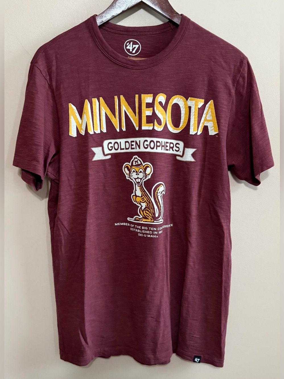 ‘47 Brand Minnesota Golden Gophers Maroon Short Sleeve Tee Sz S